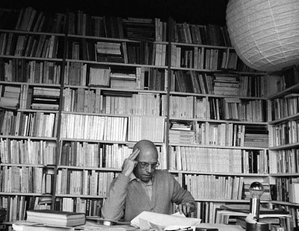 Iranska revolucija / Shahnaz Seradž Iranska revolucija i Michel Foucault Shahnaz Seradž Pisac Sažetak Michel Foucalt, postmodernistički teoretičar, posjetio je Iran u jeku islamske revolucije i