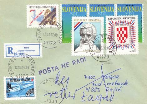 Poštna zgodovina Prvi dan zakljuëka uporabe slovenske znamke Parlament. Za plaëilo celotne poštnine sta dodatno prilepljeni znamki preko znamk Parlament.