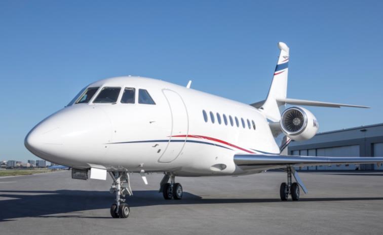 2001 Falcon 2000 N411YF S/N 161 OFFERED AT: $5,495,000 AIRCRAFT HIGHLIGHTS: 2C and Gear Overhaul Completed in 2014 Engines on Honeywell MSP Gold APU on Honeywell MSP LED Nav and Taxi Lights HUD