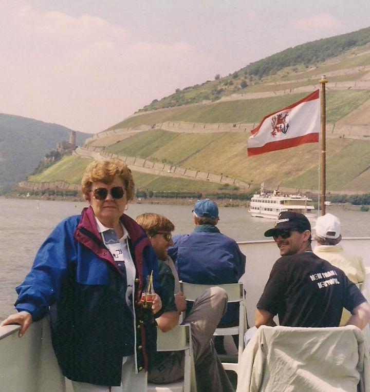 Drove on to Ruudesheim and Frendemzimmer Winzerschanke (95DM = $65), and took a Rhine River excursion to St. Goar. Here s Isabel on Rhine River-boat.