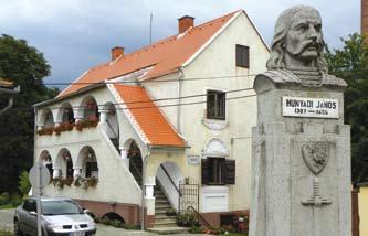 Muzej Avgusta Pavla v Monoštru je rešen SLOVENCI NA MADŽARSKEM / AVSTRIJSKEM ŠTAJERSKEM Monoštrskemu muzeju Avgusta Pavla, edini tovrstni slovenski ustanovi na Madžarskem, je konec lanskega leta, na