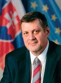 Vážení čitatelia, touto prvou Výročnou správou Ministerstva zahraničných vecí o zahraničnej politike SR Vás pozývam na cestu slovenskou diplomaciou v roku 2007.