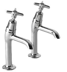APPROVED BRAIDED STAINLESS STEEL (AISI 304) WATER HOSES See pages 87-89 for details 3/4" CROSS HEAD SINK TAPS Worktop hole: 30mm,