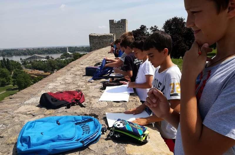 Отишли смо до зидина Калемегдана са којих се пружа предиван поглед на Нови Београд, Земун и ушће Саве у Дунав.