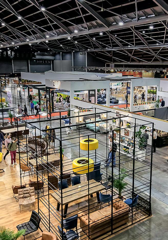 Trade Exhibitions First exhibition in Singapore: A minimum of 1,000 foreign trade visitors Anchored exhibition in Singapore: A minimum of 200 incremental foreign trade visitors from the previous
