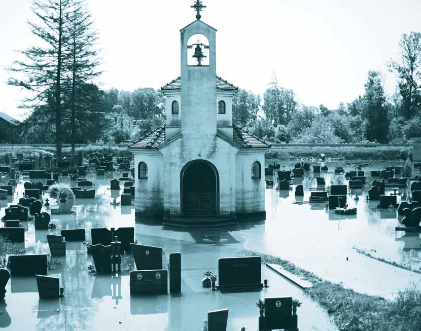 Poplavljeno groblje u