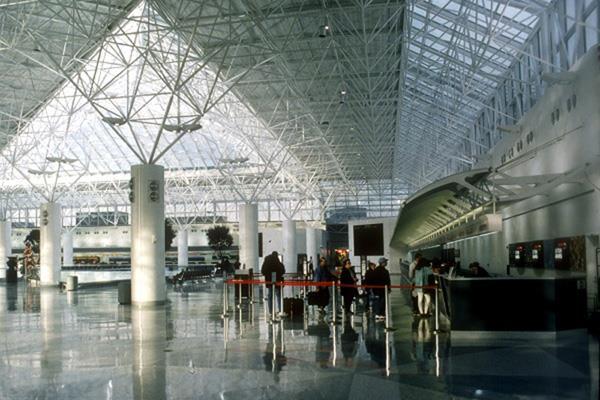 major hub airport of Baltimore-Washington