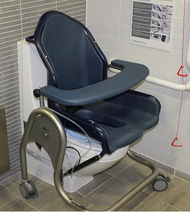 Moulded Shower Chairs KingKraft Boris Key Features Adjustable height to suit most toilets Adjustable seat