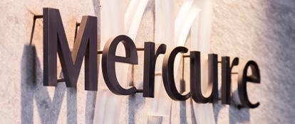 MEET WITH MERCURE 014 For further information on Mercure Daventry Court Hotel & Spa and to discuss your meeting requirements please contact: A361 ASHBY ROAD A361 SEDGEMOOR WAY T: 01327 307000 E: