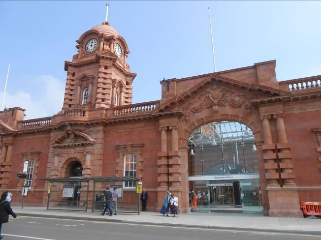 See As it happened: Large fire at Nottingham railway station There was a continued boom in shopping at Britain s large railway stations.