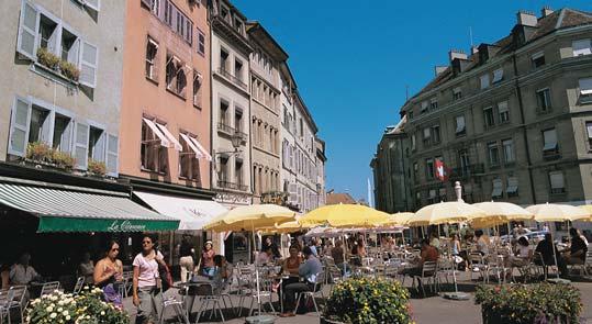 The historic centre with its charming car-free streets is a pleasure to stroll around - browse in the one-off shops and stop at a café for a tempting pastry.