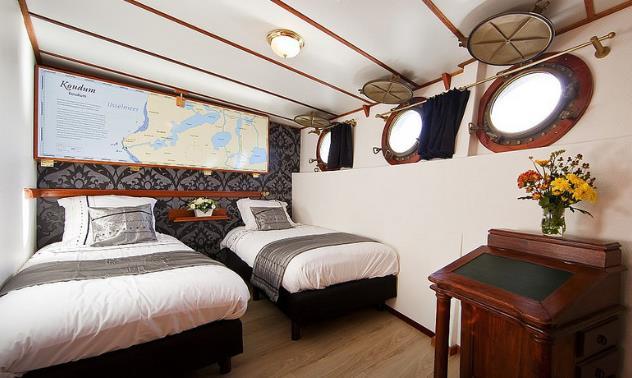 There are a total of 16 Cabins with twin beds as follows:- 4 Premium Twin cabins (junior suites) approx.