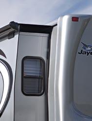 Unparalleled Standards and Options The Melbourne comes equipped with many standards that other Class C motorhomes either do not offer or classify as optional equipment.