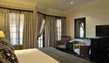 room with 2 single beds (118 units) Mountain facing presidential suite (4 units) 99 m 2, luxury king bed. Bars stocked on request.