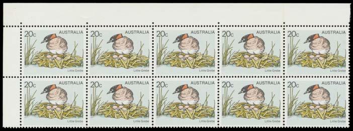 COMMONWEALTH OF AUSTRALIA - Decimal Issues Lot 195 195 ** A 1978 Bird Definitives 20c Little Grebe with Yellow Printing (Beak and Eye) Omitted BW #805cb ( Pierron #AU1346MCa) block of 10 from the
