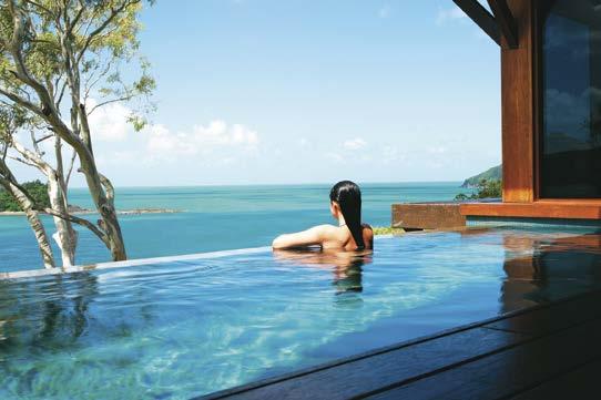 Facilities include two serene pools, a gymnasium, a library, boutique, two bars and restaurants and Spa qualia which offers a range of authentically Australian spa treatments designed to rebalance