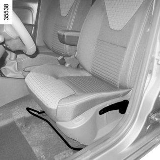 Nikakvi predmeti ne smiju se nalaziti na podu (sjedalo vozača): naime u slučaju naglog kočenja, ti predmeti mogu skliznuti pod papučice i onemogućiti njihovu upotrebu.