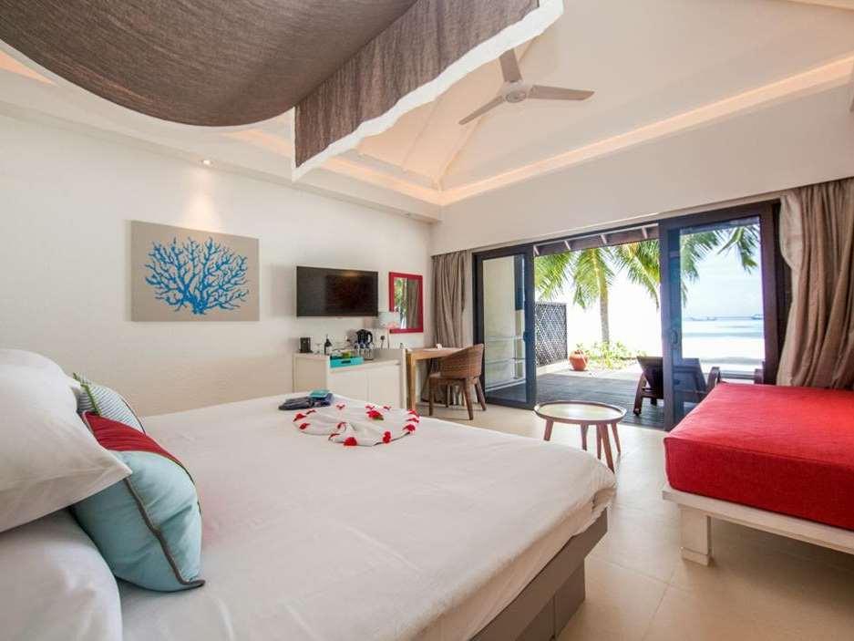 24 Deluxe Beach with terrace On the edge of the beach on the ground floor, ideal for couples, you will appreciate the open air bathroom and