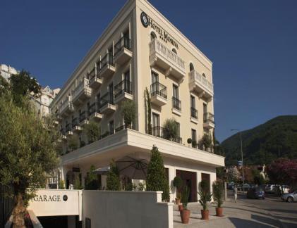 HOTEL MOSKVA 4* HOTEL ROOMS: 40 LOCATION: Budva, downtown 10 minutes walk from the