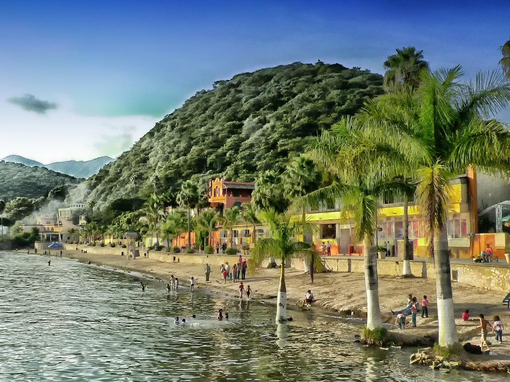 Lake Chapala; State of the Lake 2017 Is Lake Chapala Contaminated? Testing of the water at Lake Chapala, for recreational safety, found a coliform count of 50.