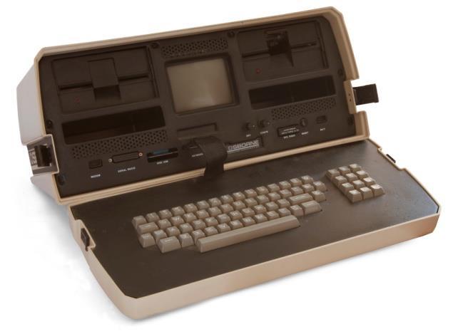 Slika 1.6 Prijenosno računalo Osborne 1. Preuzeto iz [7]. Prvo prijenosno računalo s ekranom u boji izlazi 1988. godine Compaq. Godine 2008. izlazi najtanje prijenosno računalo Macbook Air.