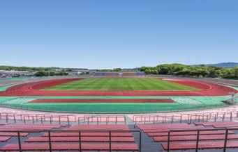 Main Stands Competition Facilities Track: 400m x 8 courses (all-weather urethane pavement) Infield: 7,580m2 (106m x 71.
