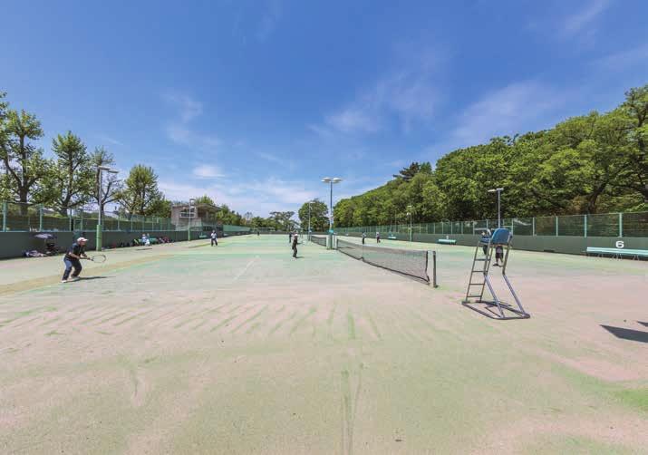 8 Yabase Sports Park Tennis Court (Sand-coated artificial turf / green sand court) Yabase Sports Park, -shi, TEL: 018-823-1472 The Yabase Sports Park Tennis Court features 6 weather-proof synthetic