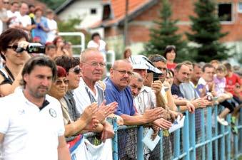 Međimurec 2002. godine Aktualni pobjednici NK Osijek Prvi turnir Međimurec je odigran 1999. godine. Od tada je regionalni međunarodni turnir koji je trajao jedan dan izrastao u interkontinentalni turnir za igrače do 13 godina s trajanjem od tri dana.