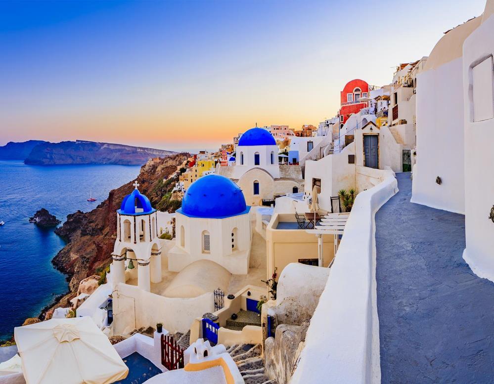 Scottsbluff/Gering United Chamber presents Exploring Greece and Its Islands featuring Classical Greece, Mykonos & Santorini October 7 21, 2018 Book