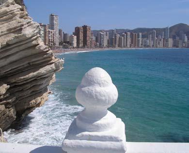 4 RELEVANT ACTIONS IN THE LOCAL CONTEXT: BENIDORM AS AN EXAMPLE OF A MATURE TOURIST DESTINATION Benidorm arose in the 1960s following the boom of