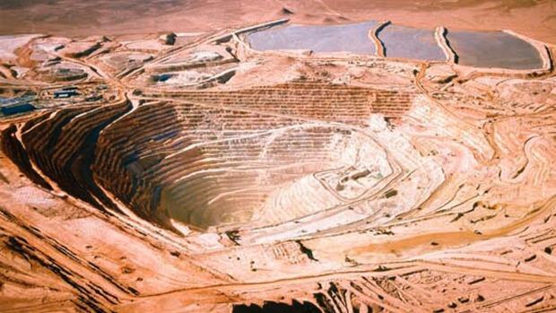 CHILE Australian companies are seen as global leaders in Chile US$104 billion investment pipeline for mining projects by 2021 Discovery of rare earth metals is set to create new markets Copper output