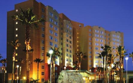 1 and 2 Bedrooms Suites Minutes from the Strip Shuttle from the Resort to the Strip