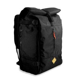 COMMUTE BACKPACK Carry your things comfortably, whatever your load with Restrap s super functional Commute Backpack.