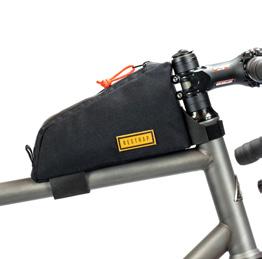 Includes internal mesh pockets for organised cycling.