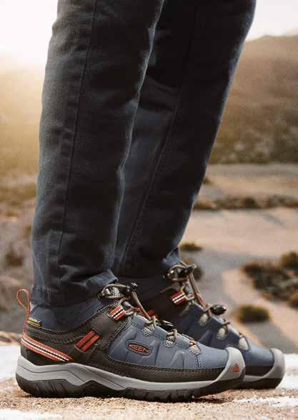 FOR BOYS WHO GET INTO GRIT Taking the same lean, tough, and gritty design as our award-winning men s hiking boot,