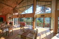 Informations : Info : Kibale Guest Cottages are locatet outside Kibale Forest National Park Number of rooms : 8 Cottages Swimming pool : No Wi-Fi : Yes, but only in the lounge area Parkview Safari