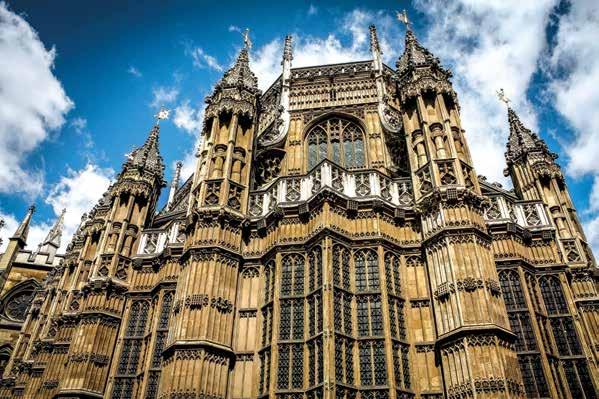 Westminster Abbey LONDON, UNITED KINGDOM Located in the heart of next to the famed Big Ben, Westminster Abbey is known as one of the world s greatest churches.