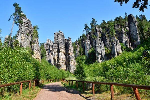 Bohemian Paradise area. Declared the first geo-park in the country by UNESCO, the Bohemian Paradise area is one of the most popular tourist destinations in the Czech Republic.