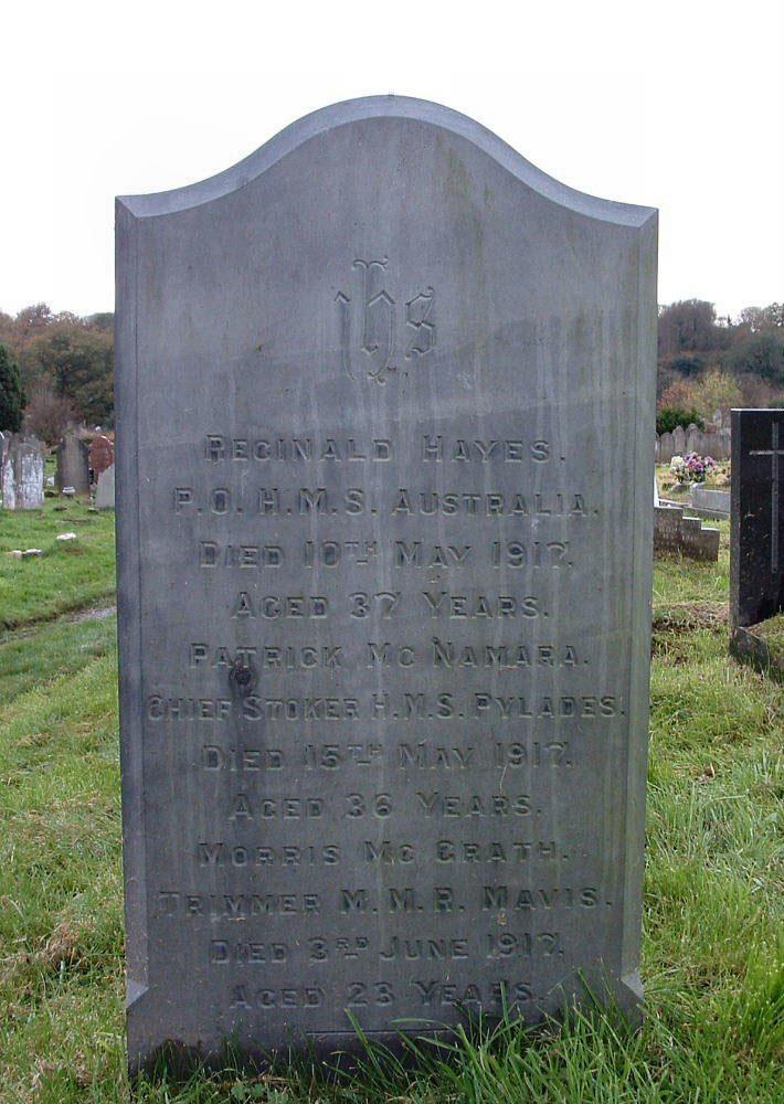 Photo of Petty Officer Reginald Hayes shared Commonwealth War Graves Commission Headstone in