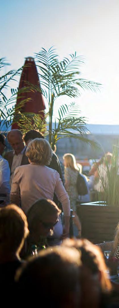 Festival Street is the optimal venue to meet and greet before departing for the Nor-Shipping BBQ at DNV or other VIP events, to drop by between other events, or to enjoy a night-cap after your formal