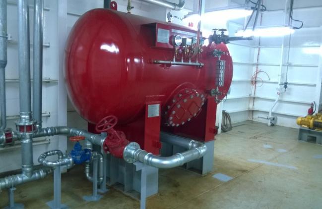 Tlačni spremnik za sprinkler sustave Za određene požarne opasnosti prema VdS normi potrebno je projektom predvidjeti i iscrpni izvori vode.