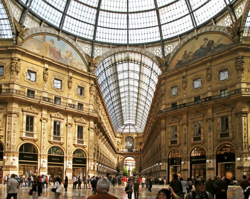 Galleria Vittorio Emanuele II The Galleria Vittorio Emanuele II is one of the world's oldest shopping malls.