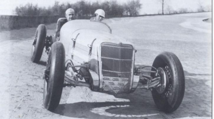 4/10 CELEBRATING 75 YEARS OF THE 1935 FORD 1935 Welch-Ford Specials at Indy by the Editor All of you probably know something about the Miller-Fords that ran at Indy in 1935 but did you know that