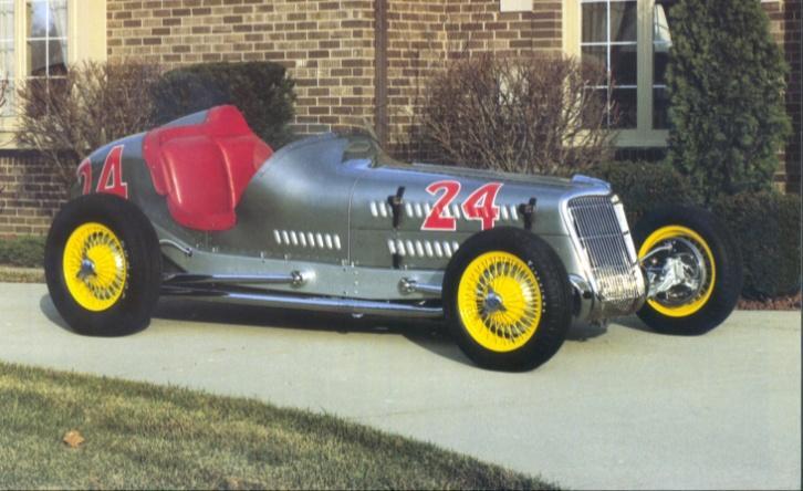 These cars were supposedly built on the Ford estate by trusted Ford employees Ray Dahlinger and Lewis Welch as insurance in case the more advanced and radical Miller-Fords weren t ready in time.