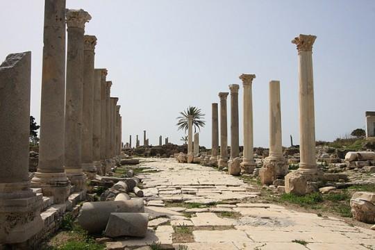 Tourist Attraction Tyre Visit the large archaeological areas, the Phoenician port, the