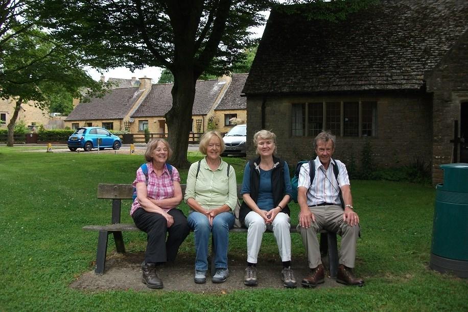 Walking Group Wednesday 8th July 2015 The walking Group met at Stow on the Wold, parking in the free carpark near Tesco.
