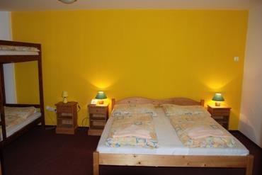 Number of rooms: 30 Family rooms Rooms with a double bed