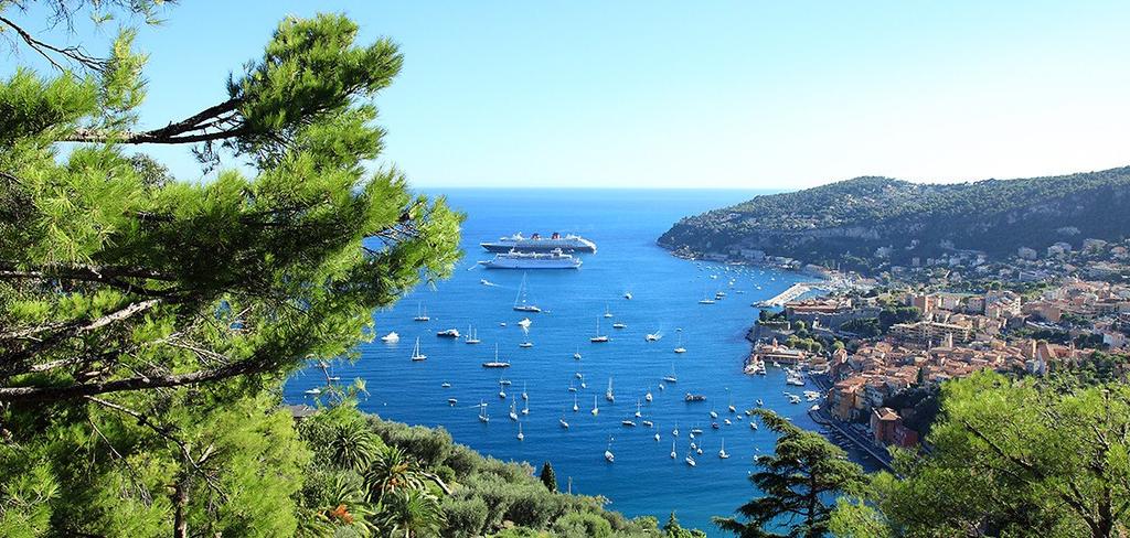 You'll take the scenic route, with superb views of the plain, the sea, the Bay of Calvi and the Ile Rousse.