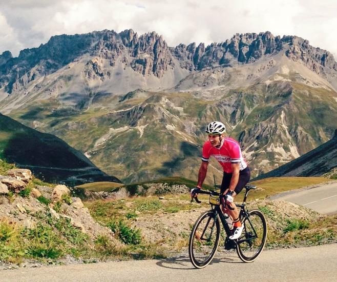 You will be supported every metre of the way by the experienced Alpine Cols team riding with you and
