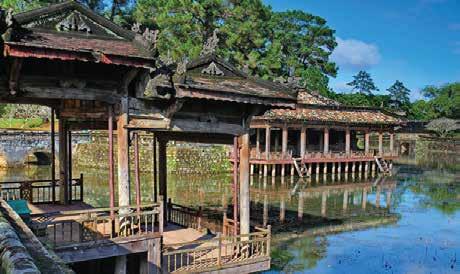 Emperor Thieu Tri s reign. Surrounded by landscaped lakes and canals, Minh Mang Tomb houses 40 buildings in total, including palaces, temples, terraces, and pavilions.